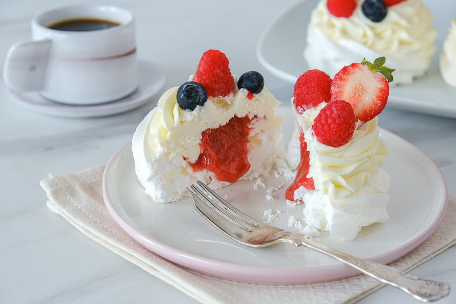 Pavlova zákusek – Jahoda