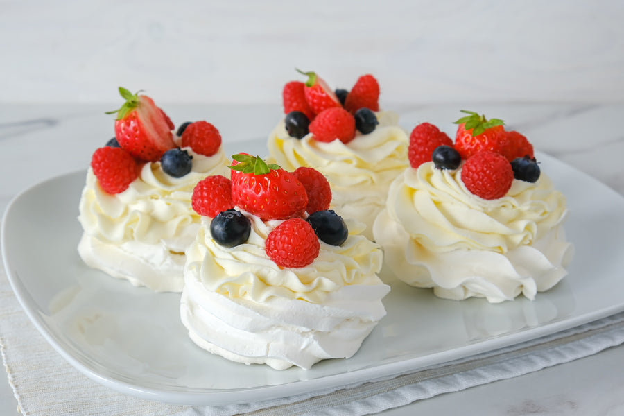 Pavlova zákusek – Mango